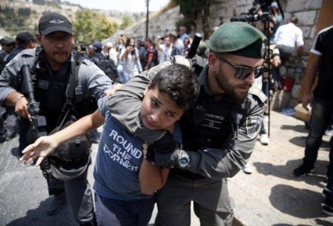 دراسة: انتهاكات الاحتلال بحق أطفال القدس ترقى إلى جرائم اضطهاد  